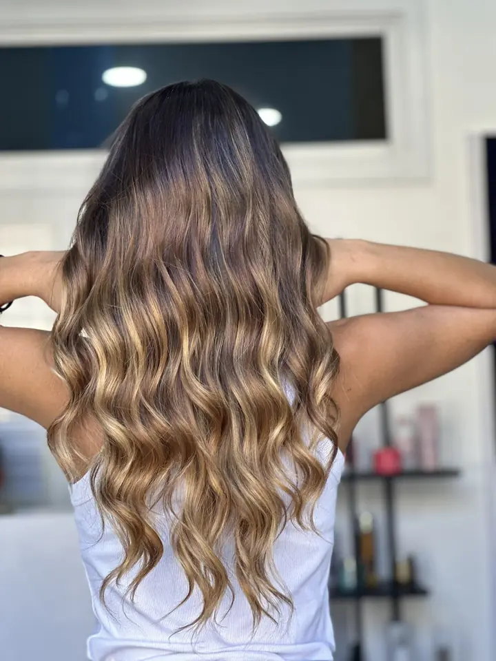 Lavoro di colore Beauty House, foto 1 di 5